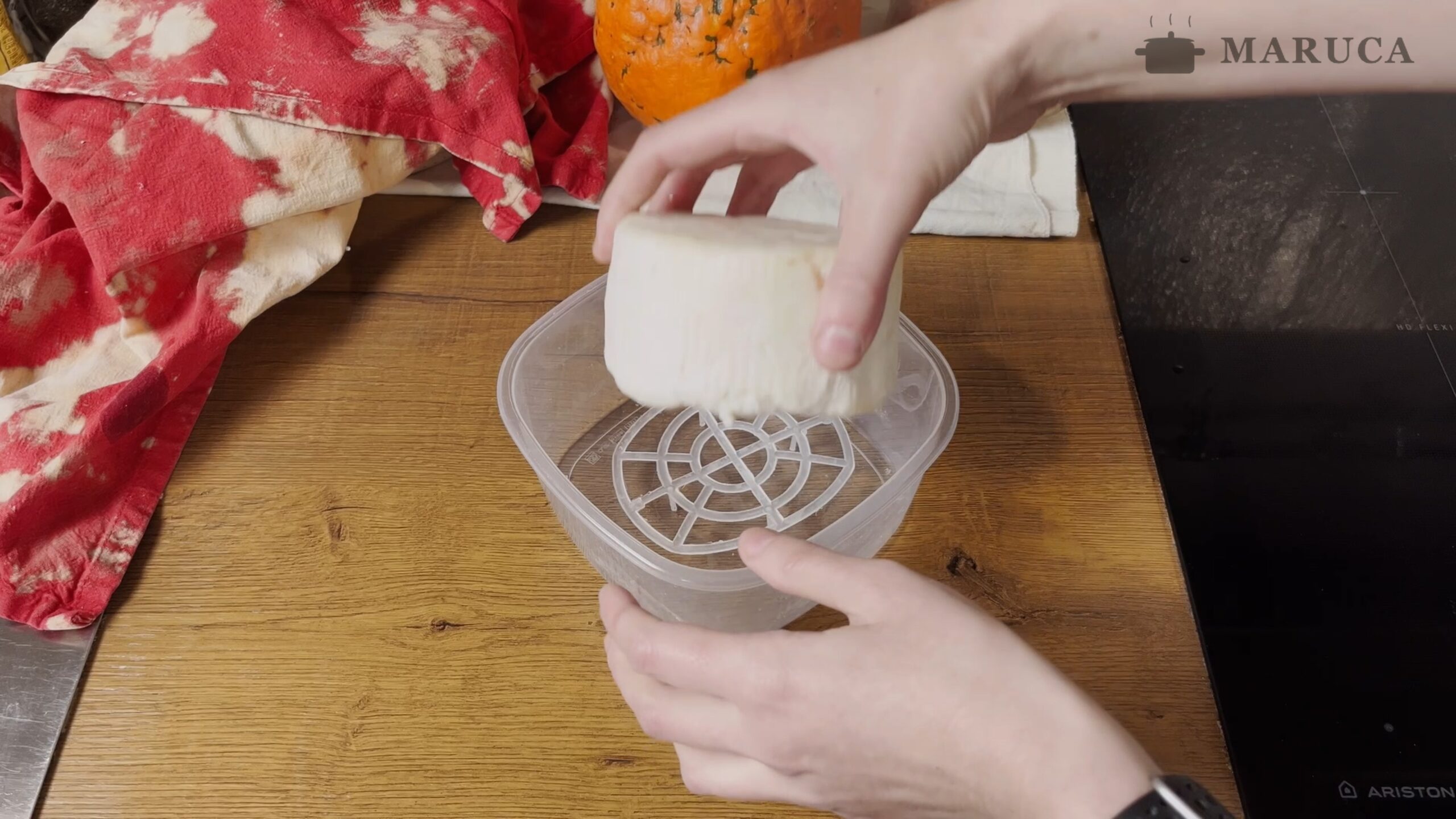 Queso con ajo listo para comer