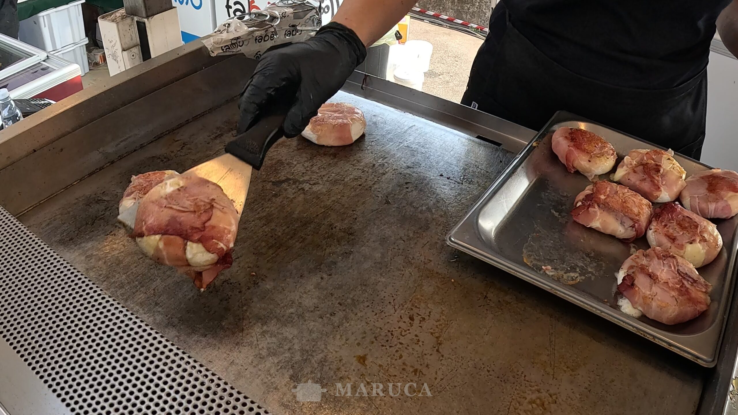 Hamburguesa de Queso al Estilo Italiano: Tumin Burger