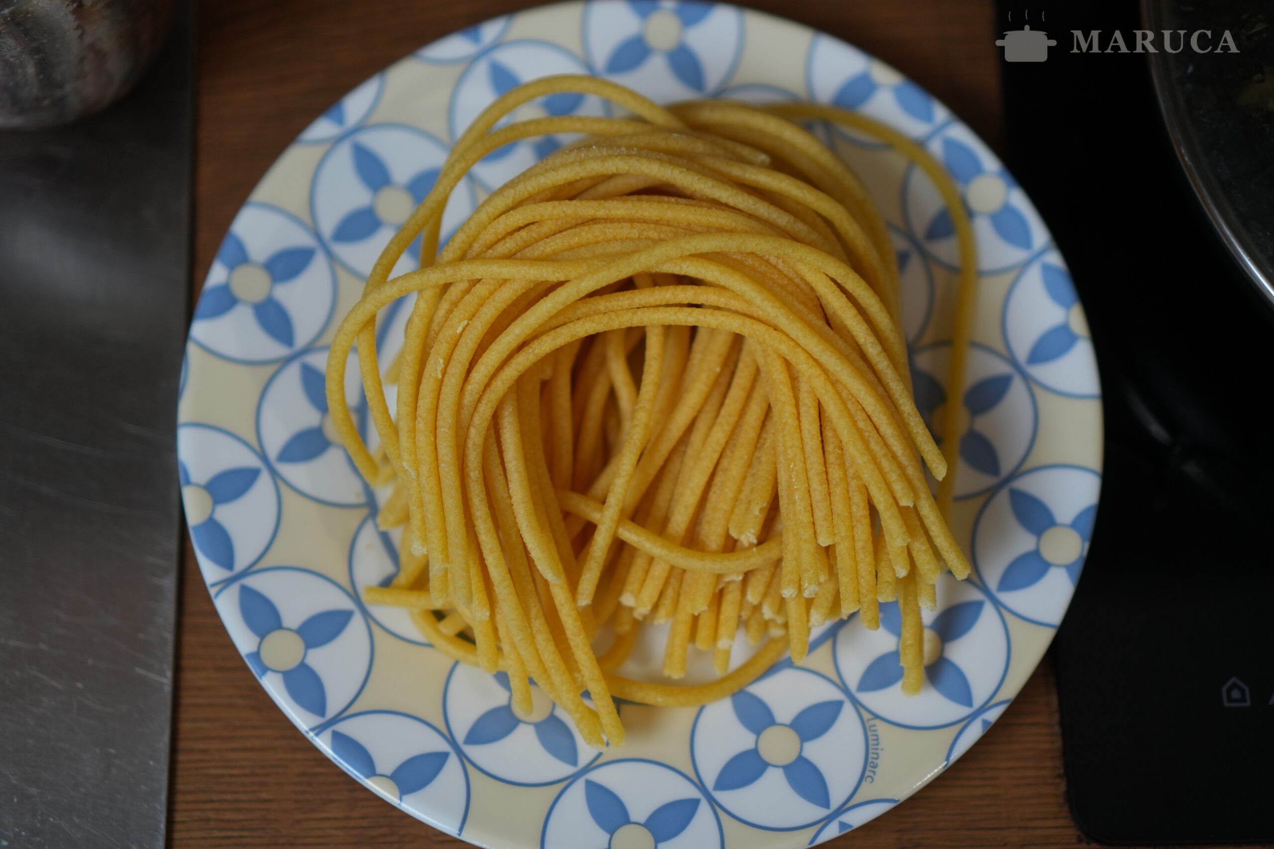 Bigoli en Salsa de Acciughe: Receta Italiana Auténtica