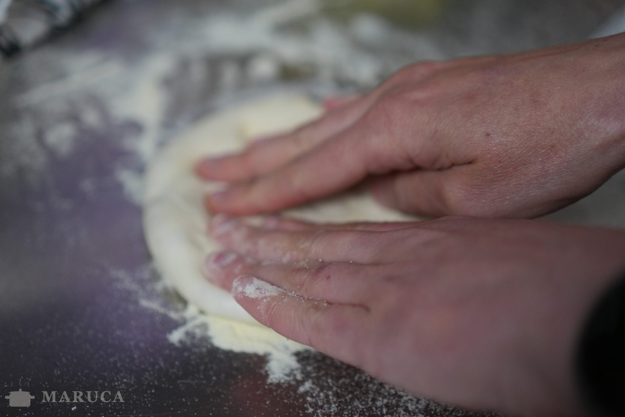 Pizzetas Rellenas Caseras: Una Nueva Opción para Amantes de la Pizza