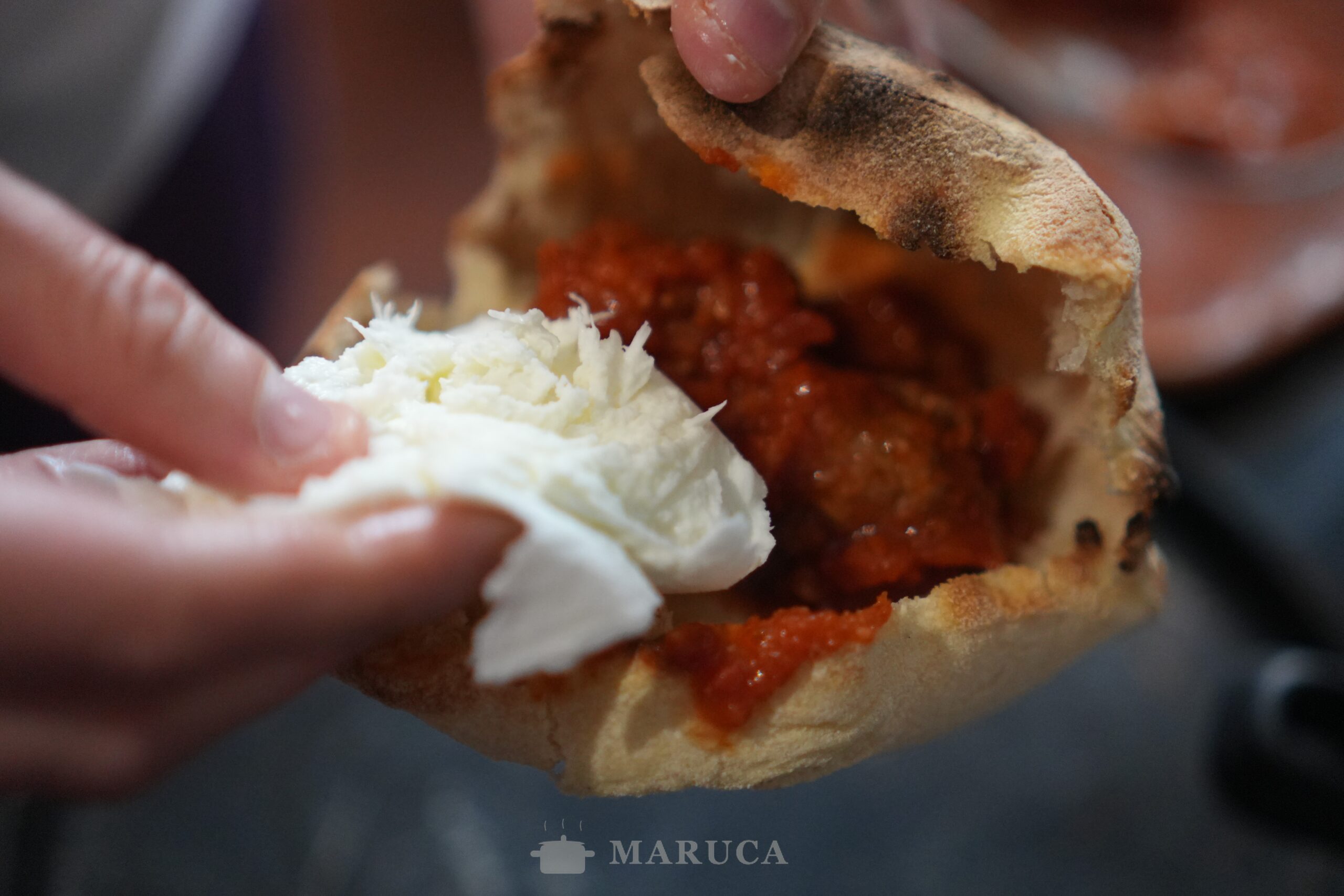 Pizzetas Rellenas Caseras: Una Nueva Opción para Amantes de la Pizza