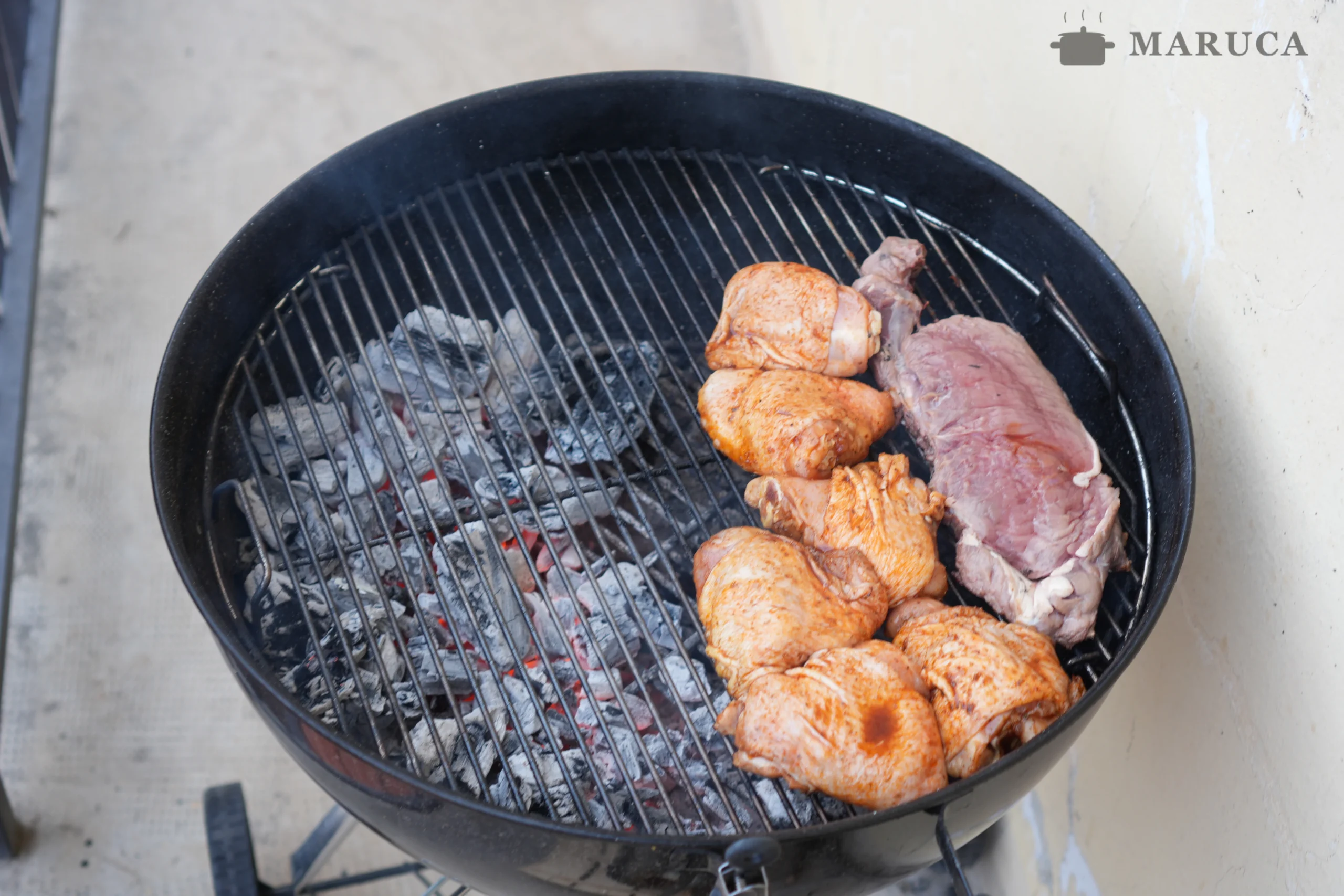 brasas formándose en la parrilla