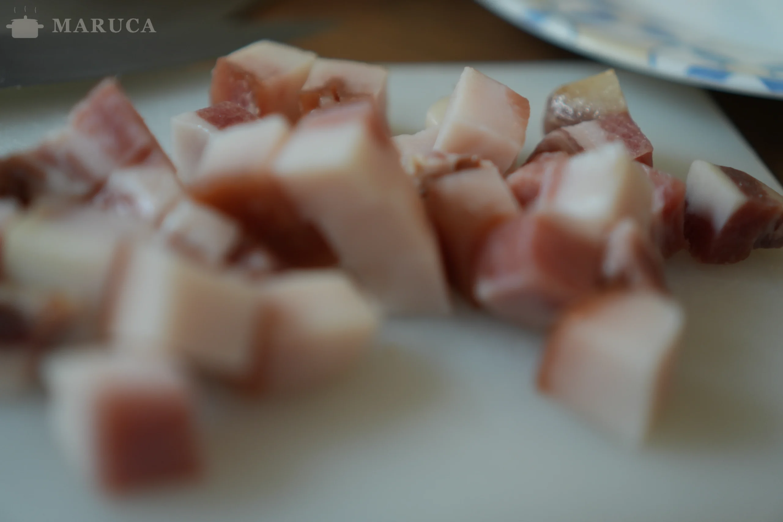 Cortando guanciale
