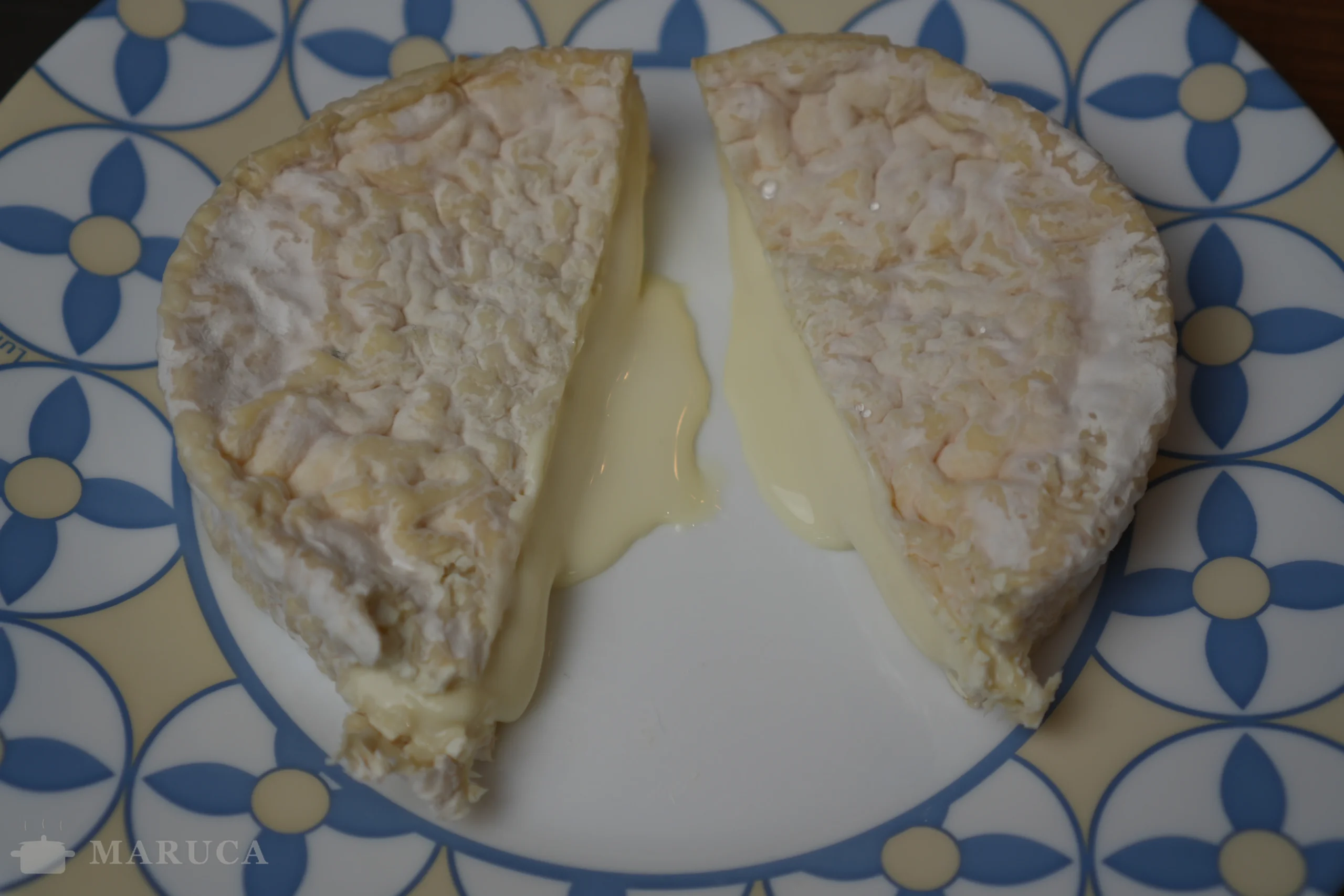 textura cremosa del camembert después de mes y medio de maduración