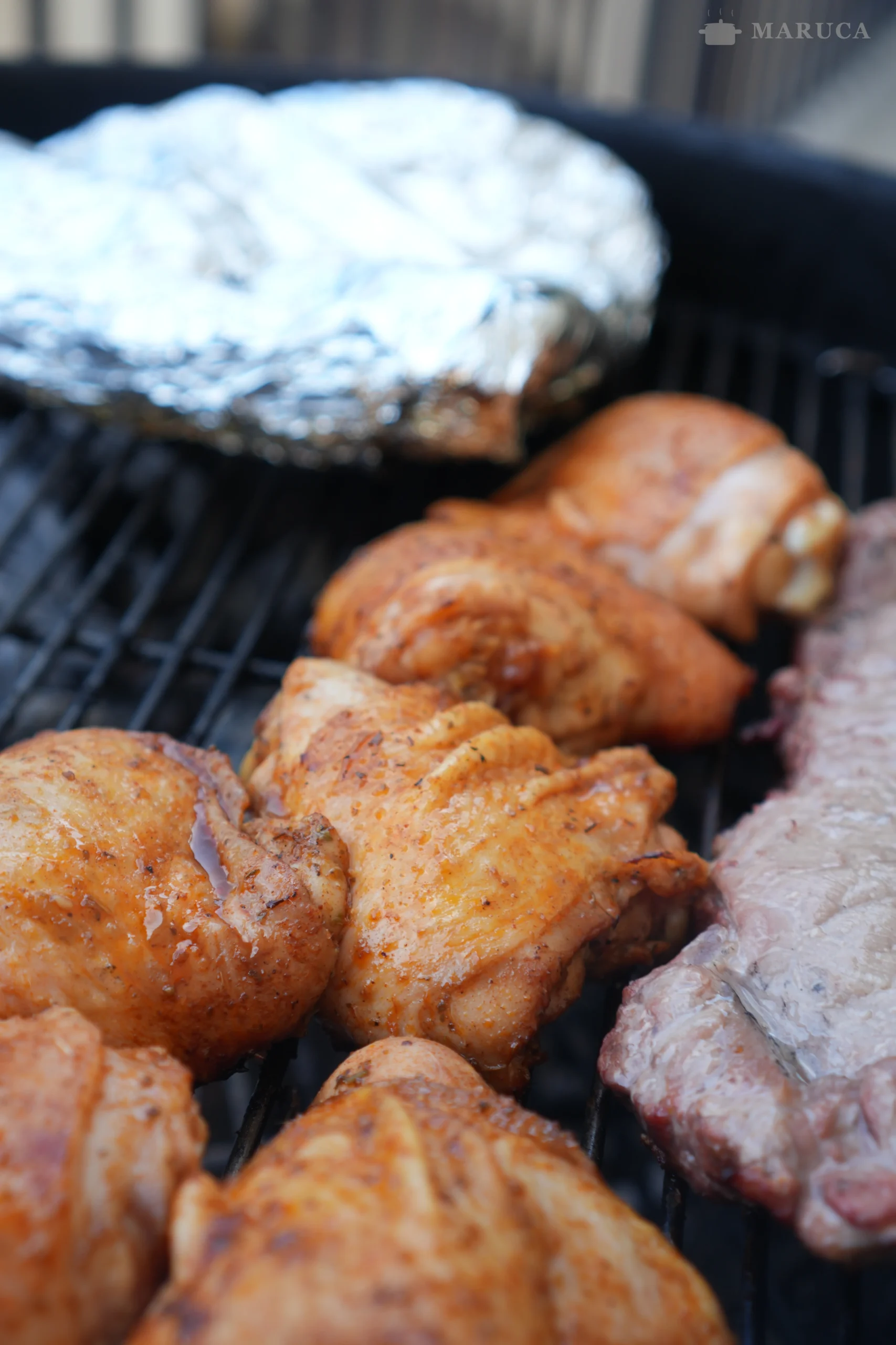 parrilla con costillas de cerdo y bife angosto