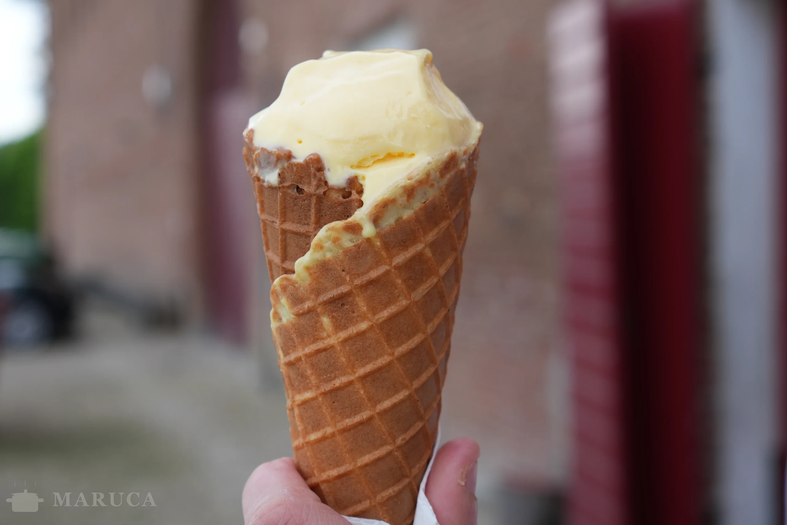 Disfrutando del helado artesanal en Agrigelateria Berroni