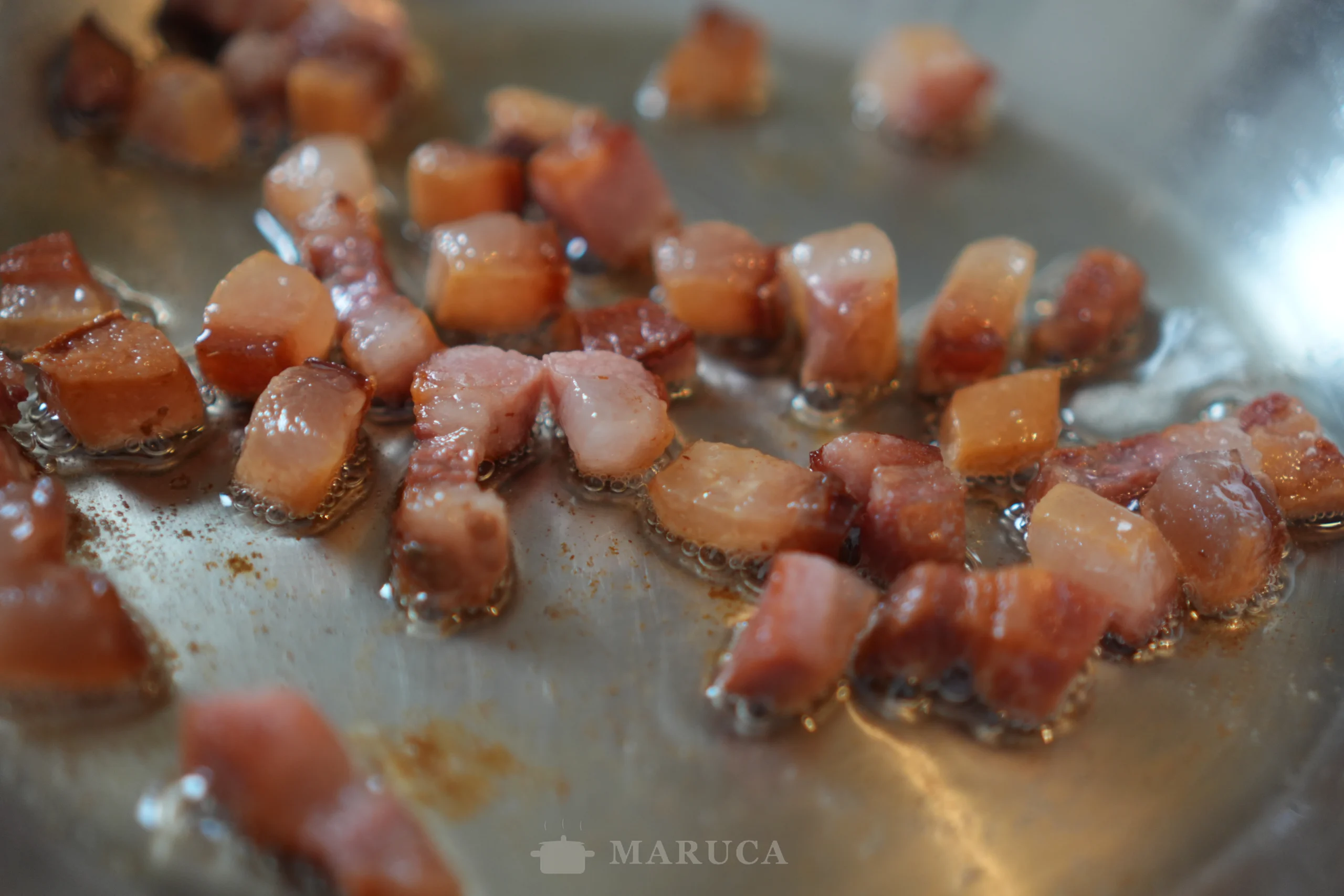 Guanciale dorado crujiente