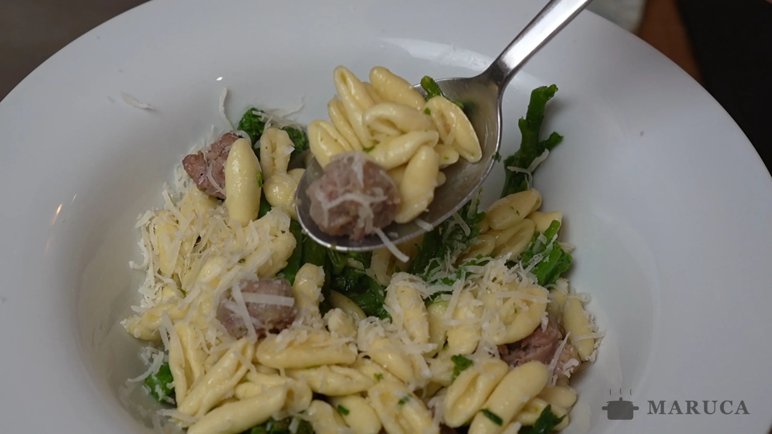 Cavatelli con salsiccia y cime di rapa: la pasta del sur de Italia que me vuelve loca